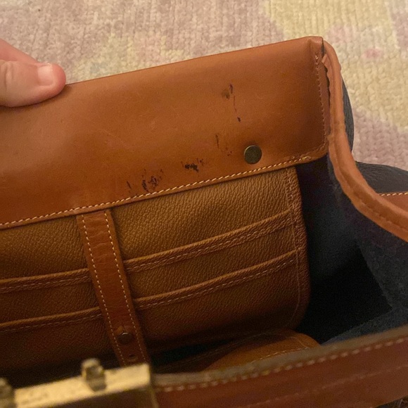 Dooney & Bourke VINTAGE DOCTOR BAG Navy and Brown Leather Bag - Picture 10 of 11